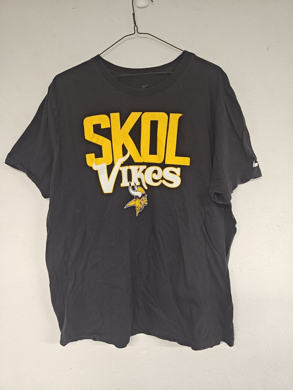 Nike Minnesota Vikings SKOL Vikes T Shirt Mens XL Black NFL Football Swoosh